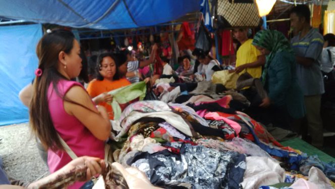 
 Suasana jual beli di Pasar Senggol 2016 lalu.
