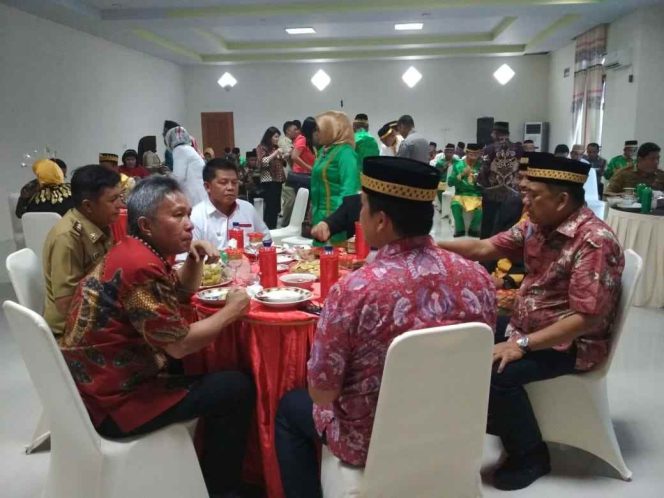 
 Nayodo Hadiri Acara Adat di Bolmut Bersama Gubernur dan Wagub Sulut