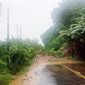 Jalan Trans Sulawesi di Desa Tateli Tertutup Longsor