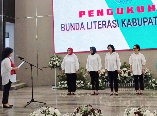 
 Siti Fatmah Fitriana Nani Buhang Dikukuhkan sebagai Bunda Literasi Kota Kotamobagu