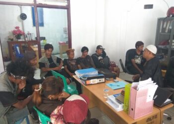 Anak Punk Dapat Pencerahan Rohani