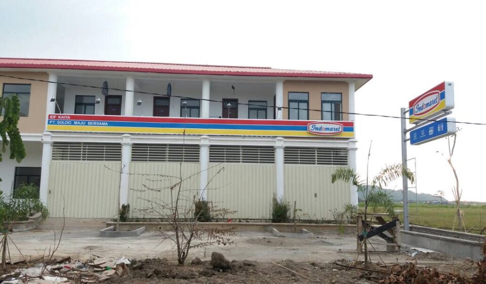 Pemkab Diminta Konsisten Beri Sangsi Pendirian Bangunan Indomaret di Mess Karyawan PT Conch