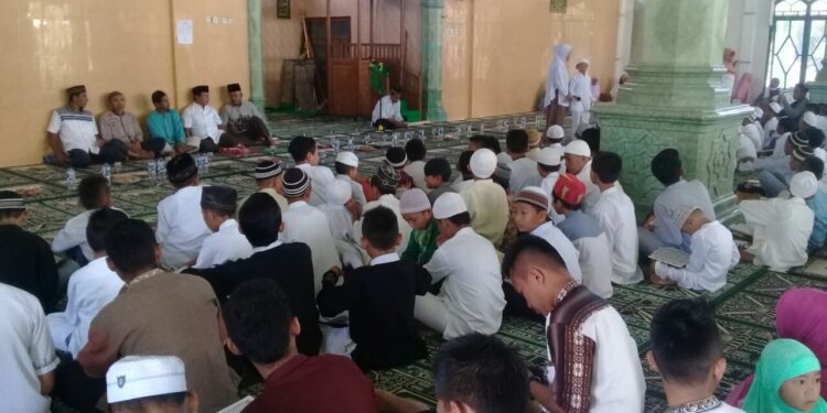 Kelurahan Pobundayan Gelar Khatam Al-Quran Massal