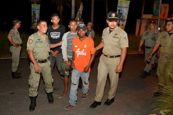 
 Pol-PP dan Polsek Patroli Malam