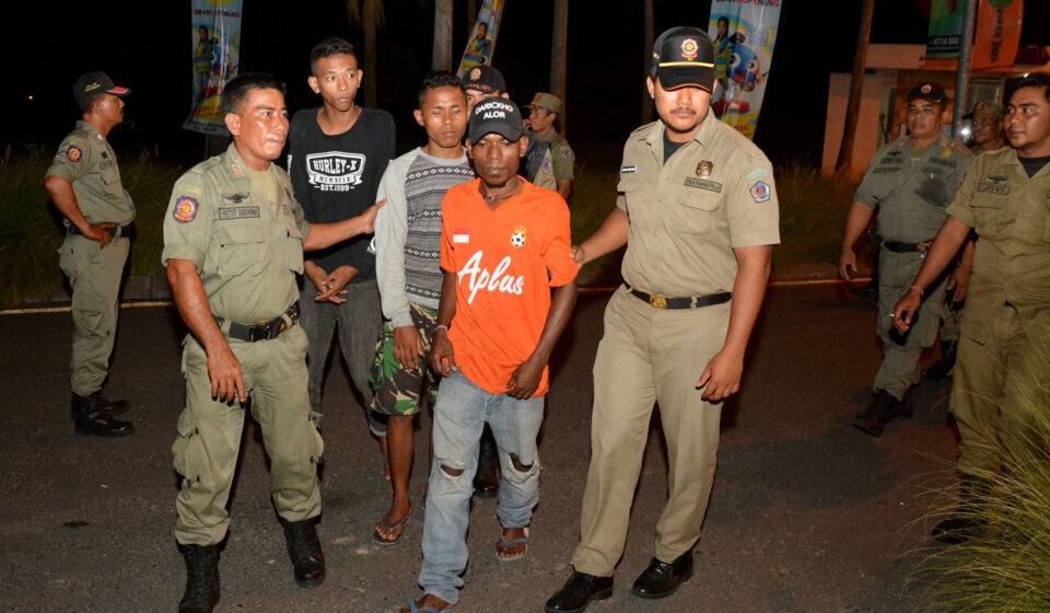 Pol-PP dan Polsek Patroli Malam