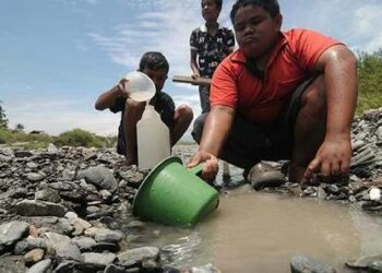 Warga Buyat Krisis Air Bersih