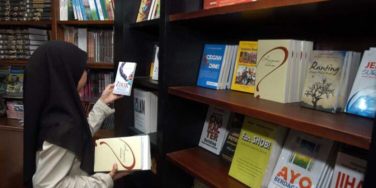 Pekab Bangun Perpustakaan di 10 Desa