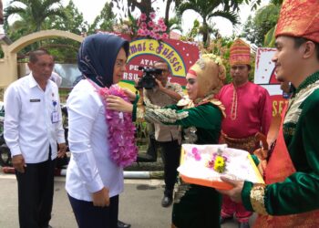 Tatong Resmikan RSU Kinapit