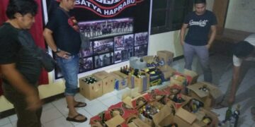 Tim Bogani Sita Ratusan Botol Minol