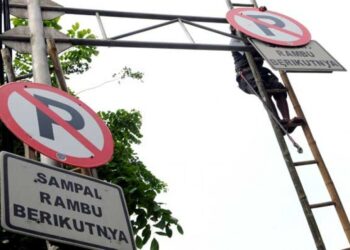 Jalur Trans Minim Rambu Lalin