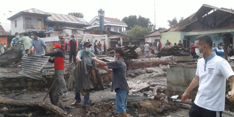 Tatong Perintahkan TRC Penuhi Kebutuhan Korban Kebakaran