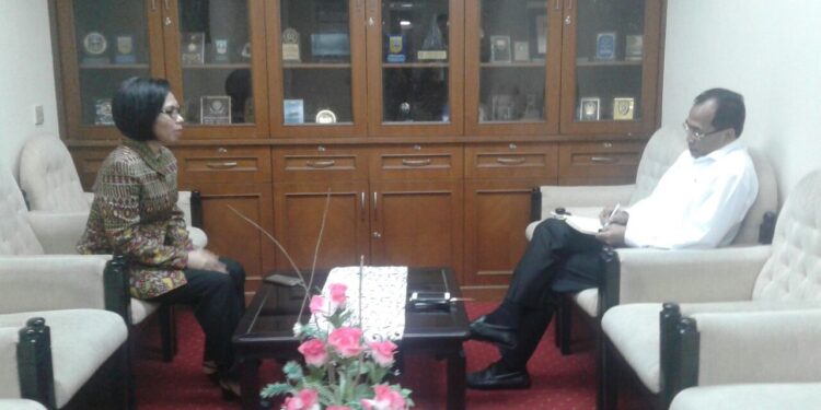 Bupati Bahas Kelanjutan Pembangunan Bandara “Bogani” Dengan Menhub