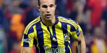 Van Persie Tolak Main di Liga Indonesia