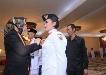 Walikota Kukuhkan 36 Paskibraka Kotamobagu