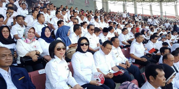 Tatong- Yasti Hadiri Pekan Kerja Nyata Revolusi Mental