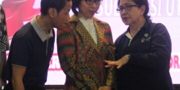 Akrab dengan Menkes, Yasti Minta Bangun Puskesmas Pratama 