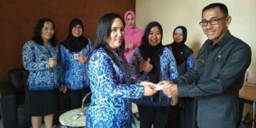 Terbaik di Sulut, Dua ASN Dinkes Kotamobagu Dapat Reward