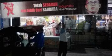 Spanduk dan Poster Nayodo Langsung Bertebaran   