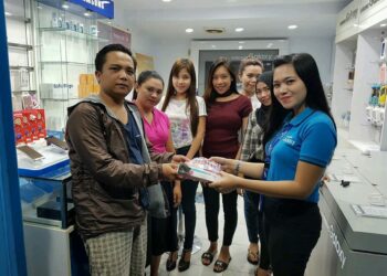 R Cell Kotamobagu Banjir Diskon