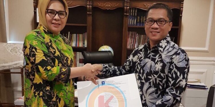 Ini Foto dan Surat Rekomendasi DPP PAN untuk Tatong