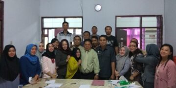 Nayodo Mundur, Staf KPU Menangis