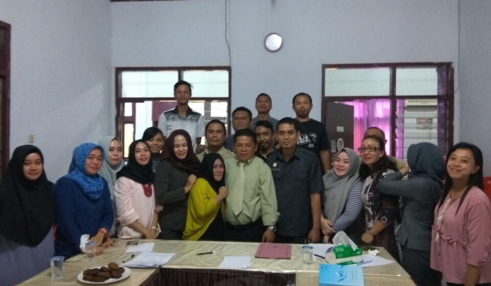 Nayodo Mundur, Staf KPU Menangis