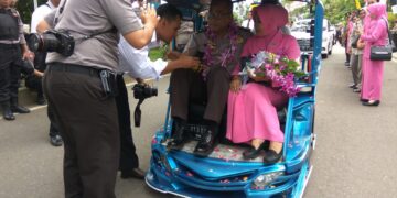 Naik Bentor Tinggalkan Mapolres, Faisol: Saya Akan Rindukan Kopi Kotamobagu      