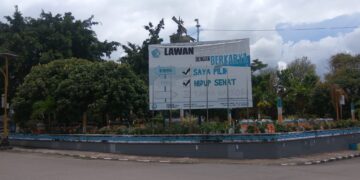 Setiap Malam CCTV Pemkot Rekam Aktivitas PSK di Taman Kota      