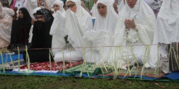 Salat Idul Adha Khidmat, Warga Antusias Sambut Bupati