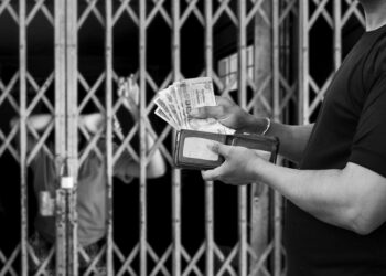 Gadis Perawan ‘Dijual’ Murah   