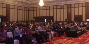 Tatong- Yasti Hadiri Seminar Nasional Peringati Hari Oeang   