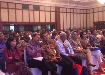 Yasti Hadiri Seminar Nasional Peringati Hari Oeang ke- 71