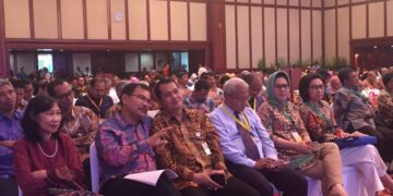 Yasti Hadiri Seminar Nasional Peringati Hari Oeang ke- 71