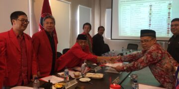 Optimis Dicalonkan PDIP, Nayodo Resmi Mendaftar