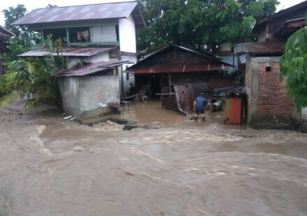 Cuaca ekstrem melanda hampir seluruh wilayah Indonesia. Tak terkecuali Kotamobagu. Curah hujan yang tinggi, berpotensi mengakibatkan terjadinya bencana banjir hingga tanah longsor.