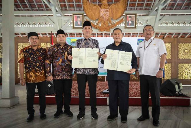 
Bolsel dan Bandung Perkuat Kerjasama Aplikasi E-Kinerja