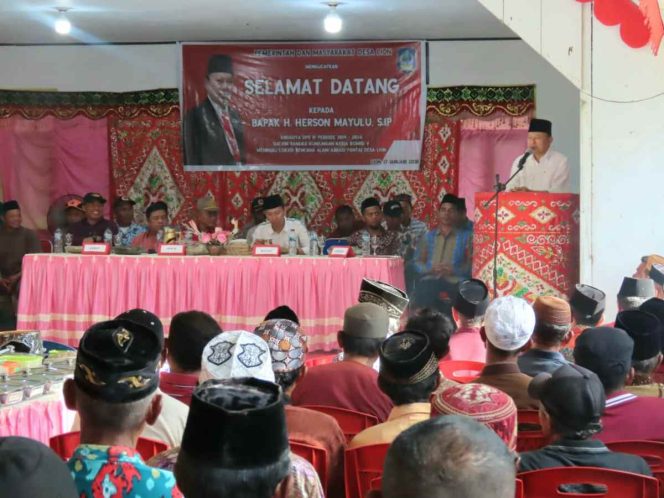 
Bupati dan Anggota Komisi V DPR RI Kunjungi Desa Lion, Tinjau Kondisi Masyarakat dan Pemukiman Pasca Banjir Rob