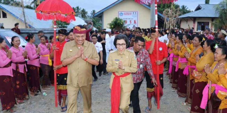 Bupati dan Wabup Bolmong, Serta Umat Hindu Terima Kunjungan Gubernur Sulut