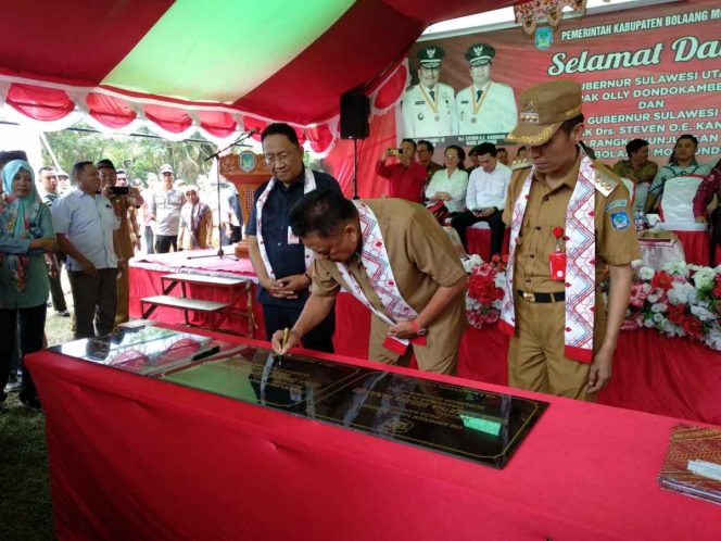 
Resmikan Tempat Ibadah Tiga Agama yang Berdekatan, Gubernur Sulut Janjikan Dana Kelanjutan Pembangunan Islamic Center di Bolsel