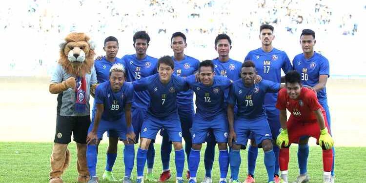 Arema Mulai Latihan Esok, Aremania Dilarang Menonton