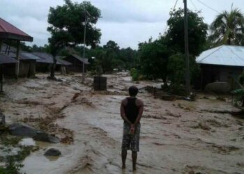 Banjir Bandang di Desa Pangi Timur, 2 Rumah Hanyut, Puluhan Terdampak. Ini Foto-fotonya!
