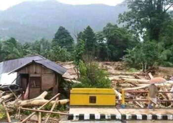 Banjir Bandang Terjang Desa Domisil, Satu Anak Tewas dan Satu Lagi Hilang
