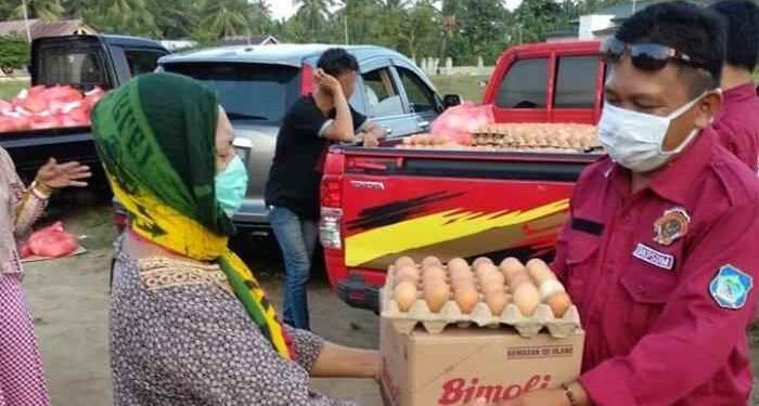 BKPSDM Bolsel Salurkan Sembako untuk Desa Linawan Satu dan Induk