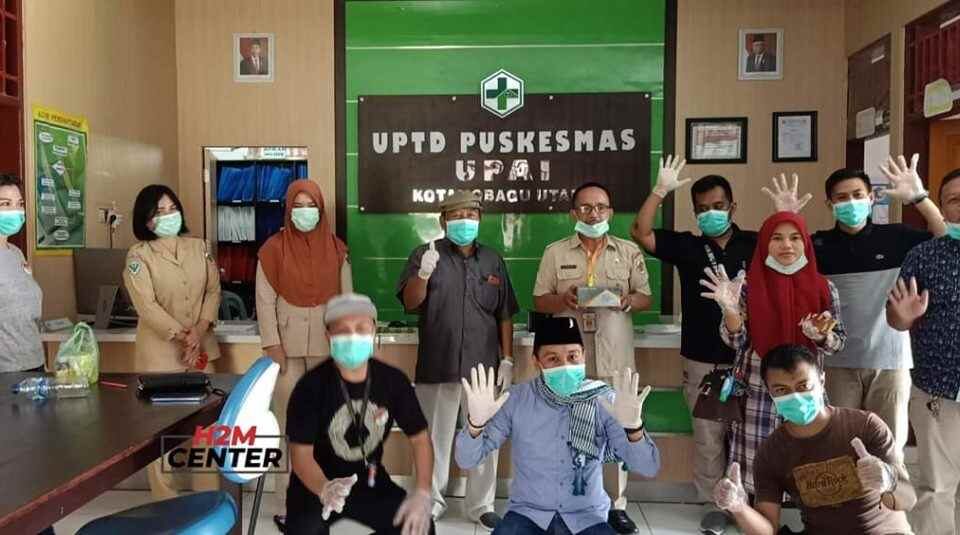 Tim H2M Bagikan Masker Gratis untuk Putus Mata Rantai Penyebaran Covid-19