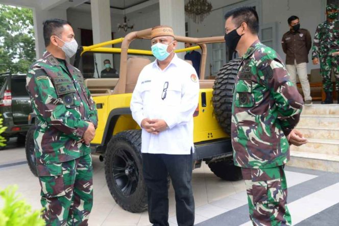 
Gubernur Gorontalo Sambut Kunjungan Silaturahmi Pangdam XIII/Merdeka dalam Rangka New Normal dan Pencegahan Covid-19