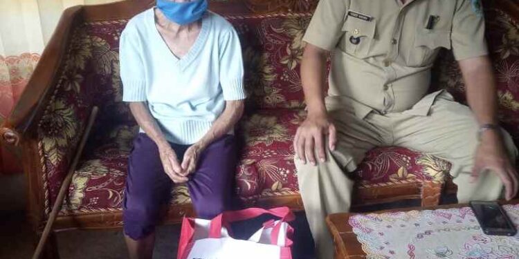 Dinsos Bolmong Door to Door Salurkan Bantuan kepada Disabilitas