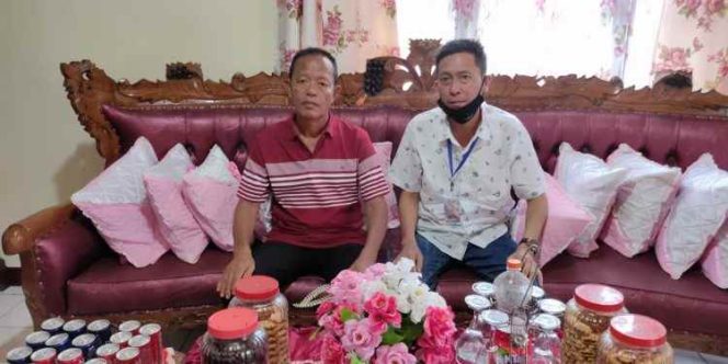 
Kunjungi Kabag Tapem, Bupati Berikan Semangat dan Doakan Kesembuhan