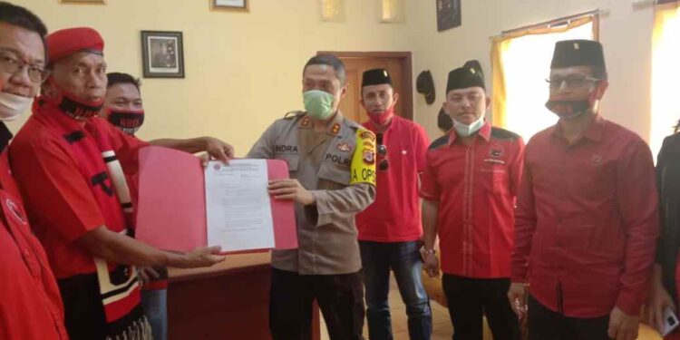 PDIP Bolmong Laporkan Insiden Pembakaran Bendera Partai di Polres