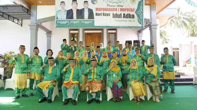 
Sambut Idul Adha 1441 H, Lembaga Aliansi Adat Bolmut Laksanakan Prosesi Mopohabaru