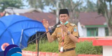 Bupati Ajak ASN Bolsel Gotong Royong Bersihkan Rumah Warga Terdampak Banjir dan Longsor